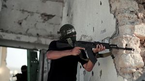 شلايم: حماس جاءت بانتخابات ولن تتخلى عن سلاحها