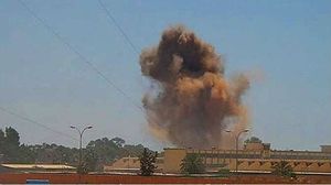 قصف طائرات حفتر لمواقع في بنغازي (أرشيفية) - أ ف ب
