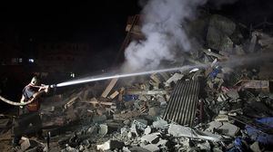 استمرار الغارات الإسرائيلية التي تستهدف المدنيين وتفقدهم منازلهم بغزة - الأناضول