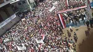 يمنيون يحتشدون للاصطفاف الوطني ورفض العنف (أرشيفية) - أ ف ب