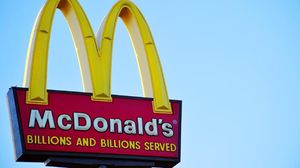 شعار مجموعة مطاعم ماكدونالدز - أ ف ب