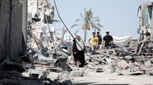العدوان الإسرائيلي دمّر آلاف البيوت في غزة وسواها بالأرض - الأناضول
