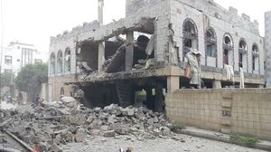 منزل الجمال بعد تفجيره من الحوثيين - عربي21