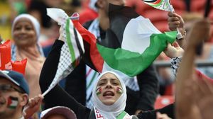 اعتبر الاتحاد الفلسطيني إقامة المباراة بين الفريقين انتصارا تاريخيا - أ ف ب