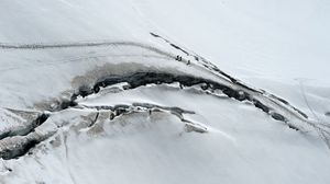 متسلقون يعبرون "بحر الجليد" عند قمة مون بلان - أ ف ب