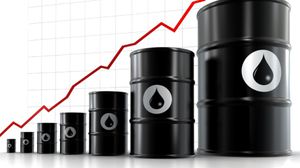 ارتفعت أسعار النفط نحو اثنين بالمئة - أرشيفية