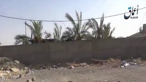 تجول مقاتلو التنظيم داخل المنطقة الخالية من أي تواجد للجيش العراقي - يوتيوب
