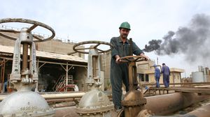 تراجع أسعار النفط يجبر الجزائر لإنتهاج خطة تقشف تواجه إنتقادات شديدة - أرشيفية