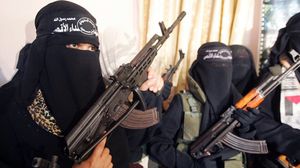 فتاتان من مانشستر متطرفتان انضمتا إلى تنظيم الدولة في سوريا - رويترز