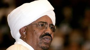الرئيس السوداني قال إن قانون النظام العام هو واحد من أسباب تفجّر غضب الشباب- أ ف ب (ارشيفية)