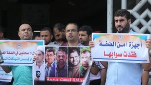 الأجهزة الأمنية تواصل اعتقال 6 صحافيين وبعضهم بدأ أضرابا عن الطعام- وكالة الصحافة الفلسطينية 