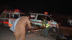 جاء التفجيران بعد أربعة أيام من مقتل 20 شخصًا وجرح 64 آخرين في مدينة بيشاور الباكستانية- جيتي (أرشيفية)