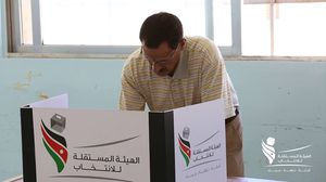 قاطع الإسلاميون الانتخابات عدة مرات- (الهيئة المستقلة للانتخابات)