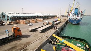في العام الماضي دعت إدارة ترامب الإمارات لملاحقة النفط الإيراني الذي يمر عبر مياهها - ميناء البصرة - جيتي 