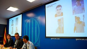 اعتقلت السلطات الإسبانية مغاربة يشتبه بصلتهم بمنفذي هجمات برشلونة- جيتي