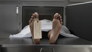 بانتظار الحكم النهائي تم الاحتفاظ بجثة المهاجر المغربي في مستودع للأموات ـ فيسبوك