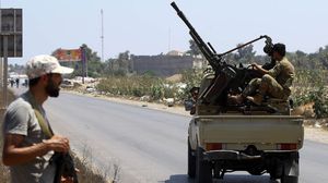  أطلقت مجموعة مسلحة بقيادة آمر لواء الصمود صلاح بادي المناوئ للحكومة عملية عسكرية جديدة بطرابلس- جيتي 
