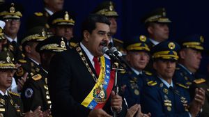 الرئيس الفنزويلي يواجه منافسة للسلطة مع رئيس البرلمان الذي أعلن نفسه رئيسا انتقاليا- جيتي