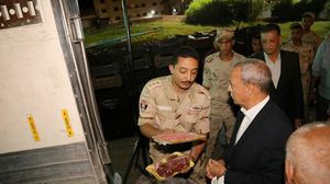 أشار المجند إلى تراجع نسب المصريين المقبلين على لحوم الجيش- تويتر