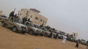 مقاتلون قبليون مساندون لمطالب الحراك الشعبي المطالب بخروج القوات السعودية من المهرة- عربي21