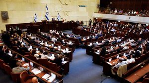 مراقبون يؤكدون بأن الأحزاب الإسرائيلية تتنافس للفوز في الكنيست من خلال انتهاك حقوق الفلسطينيين- جيتي