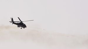 وقعت حادثة سقوط المروحية العسكرية خلال تمرينات للجيش التونسي- جيتي