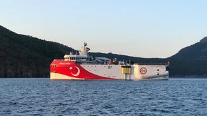 يبلغ عدد طاقم السفينة 55 فردا منهم 24 من البحارة و31 من الإداريين والباحثين- وزارة الطاقة التركية