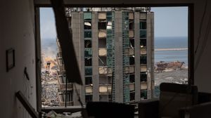 حوّل انفجار بيروت جزءا كبيرا من العاصمة إلى حطام- جيتي