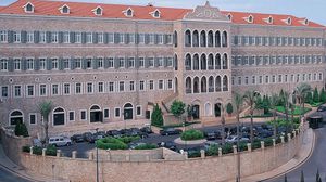أعلنت الرئاسة اللبنانية أن الاستشارات النيابية لتكليف رئيس حكومة جديد ستبدأ الاثنين