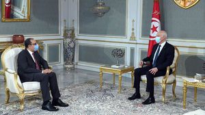 يأتي اللقاءوفق مصادر  وسط حديث عن وجود خلافات بين المشيشي وسعيد، بسبب تركيبة الحكومة- الرئاسة التونسية