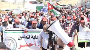 منظمة حقوقية تنتقد اعتقال وتعذيب معلمين في الأردن  (الأناضول)