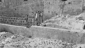 بحسب الصحيفة فإن السجن كان يضم نحو 250 نزيلا بعضهم يهود وآخرون عرب جميعهم فرّوا- جيتي