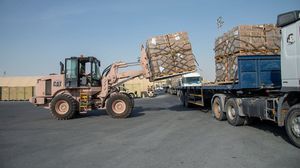 طائرات عسكرية محملة بإمدادات غذائية وطبية بدأت الوصول إلى بيروت بالفعل- فيسبوك السفارة الأمريكية