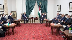 وجه الوزير المصري دعوة لرئيس وزراء الاحتلال باسم السيسي لزيارة مصر خلال الأسابيع المقبلة- وفا