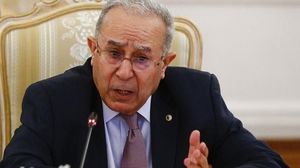 طالب وزير الخارجية الجزائري الشركاء الأجانب بالتحرر من التصرفات "غير المنطقية"- الأناضول