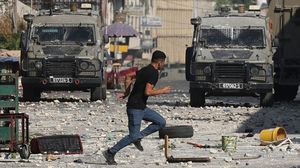 عمليات اقتحام الاحتلال تزيد من إصرار الشبان الفلسطينيين على المواجهة والرد على الانتهاكات - جيتي