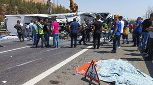 يأتي الحادث بعد ساعات من حادثين مروعين في تركيا أيضا راح ضحيتهما عشرات القتلى والجرحى- تويتر