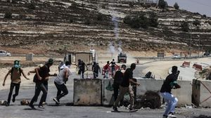 المستوطنون اشتكوا من انتشار الأسلحة بكثرة في أيدي الفلسطينيين بفعل استمرار التوتر في الضفة- جيتي