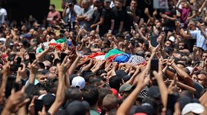 الأحد استشهد ثلاثة فلسطينيين برصاص قوات الاحتلال الإسرائيلي في عملية اغتيال قرب بلدة عرابة جنوبي جنين- جيتي