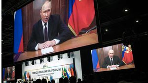 بوتين: "بريكس" تطالب بنظام عالمي منصف قائم على القانون الدولي- جيتي