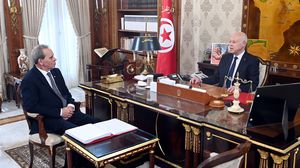 لم يذكر سعيد من يقصد بالمتسللين أو معطلي الزواج والدفن- (رئاسة الجمهورية التونسية على فيسبوك)