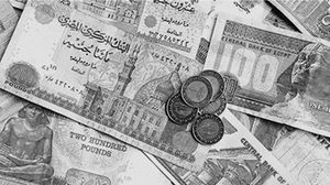 ما هي الآثار المترتبة عن قرار البنك المركزي المصري رفع سعر الفائدة فجأة إلى 19.25%؟ (صفحة البنك المركزي المصري)