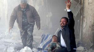النظام السوري يقصف الشعب بغاز الكلور السام ـ ارشيفية