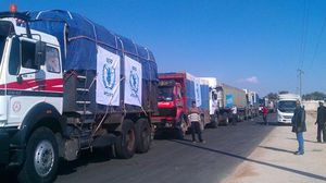 شاحنات أغذية للأمم المتحدة متوجهة إلى مناطق دمشق - أرشيفية