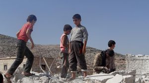 المنطقة تتعرض لقصف كثيف من قبل قوات النظام رغم الهدنة - أرشيفية