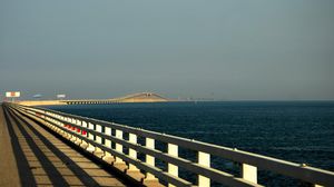 سيطلق على الجسر الجديد "جسر الملك حمد" ـ أرشيفية 