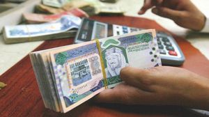 ميدل إيست آي: السعودية قد تضطر للسحب من احتياطياتها لدعم وضعها المالي - أرشيفية