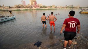 العراق - السباحة - ا ف ب