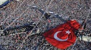 يمنع القانون التركي استخدام الرموز الدينية في الحملات الانتخابية التلفزيونية - أرشيفية