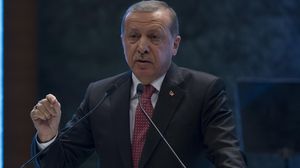 تعتمد أوروبا على تركيا لوقف تدفق اللاجئين